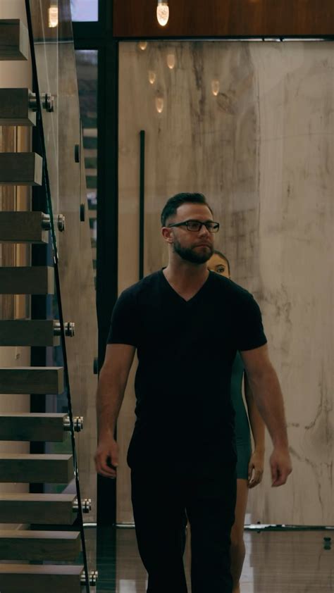 @sethgambleps Instagram profile with posts and stories.